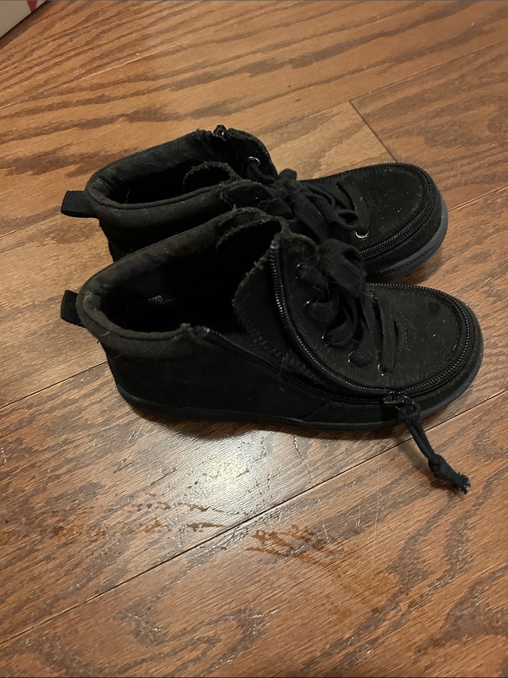 BILLY Kids High-Top Sneakers, Black